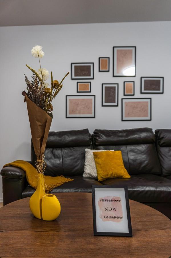 Apartamento Condmari Vip Braşov