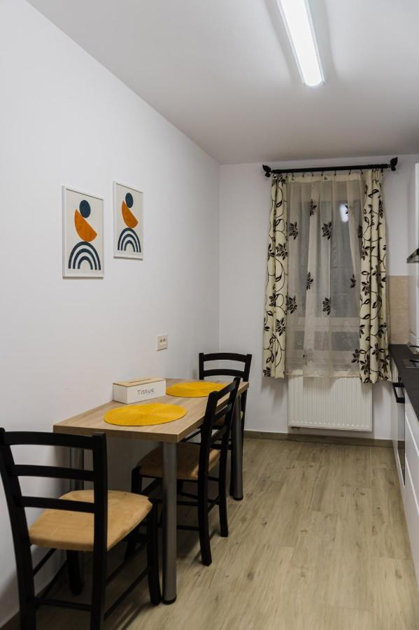 Condmari Vip דירה