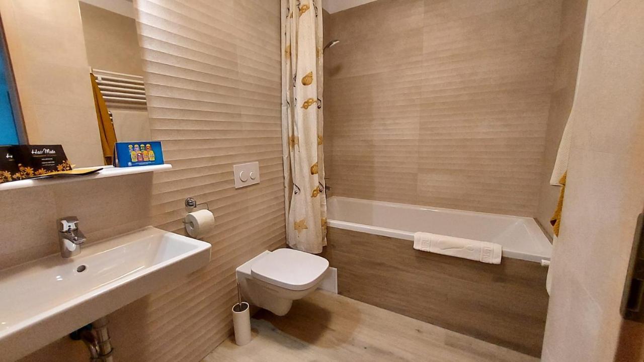Apartamento Condmari Vip Braşov